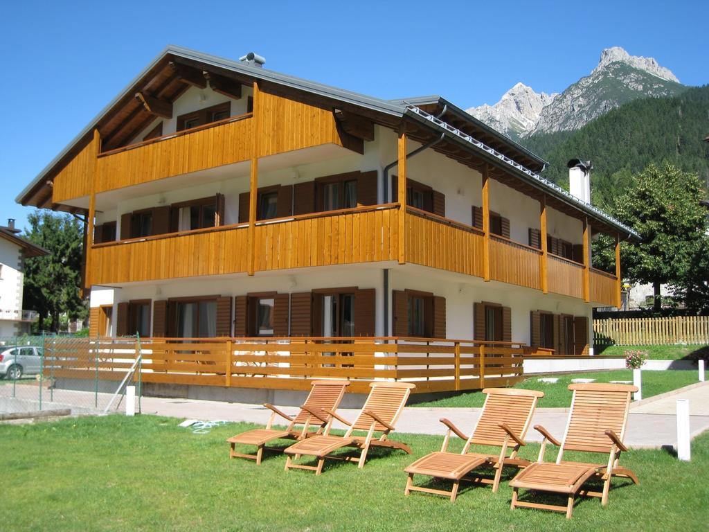 Residence Al Lago Auronzo di Cadore Exteriör bild